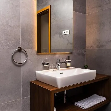 Apartament Olive Tree Mansion Vir