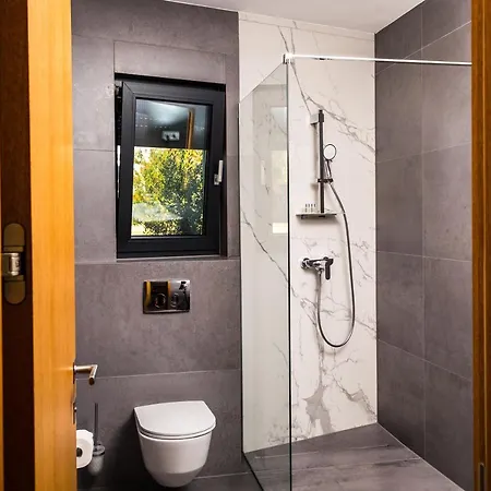 Olive Tree Mansion Apartament